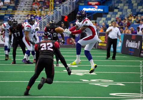 Louisiana Voodoo vs Orlando Predators American Football .